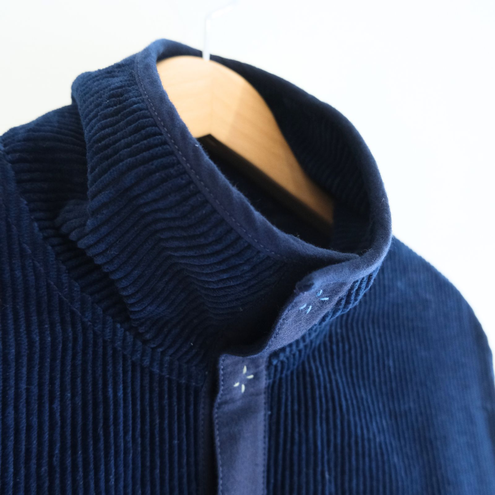 POLITE PULLOVER / ポライトプルオーバー（INDIGO CORDUROY）