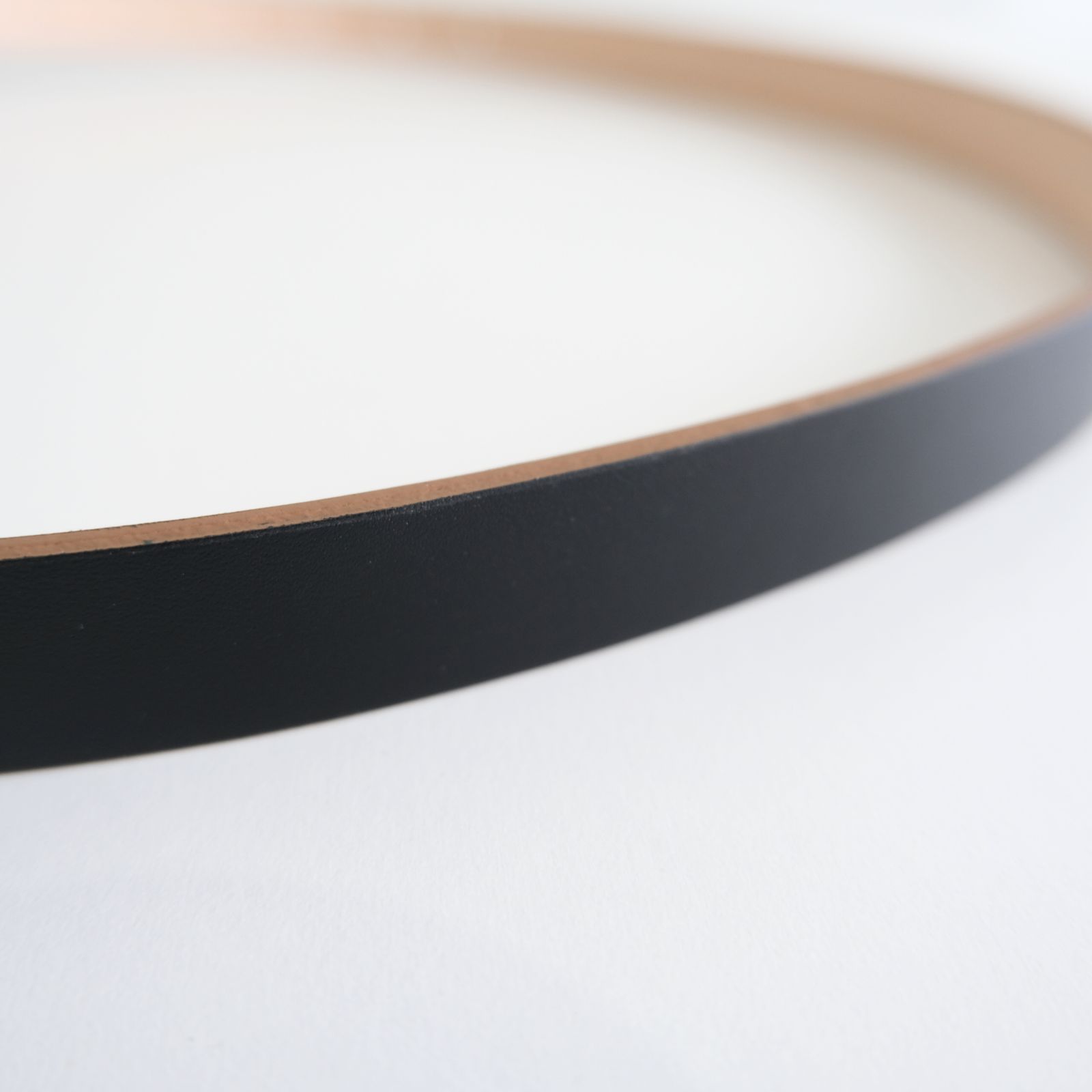 Elongated Leather Belt / ベルト / レザーベルト / Black