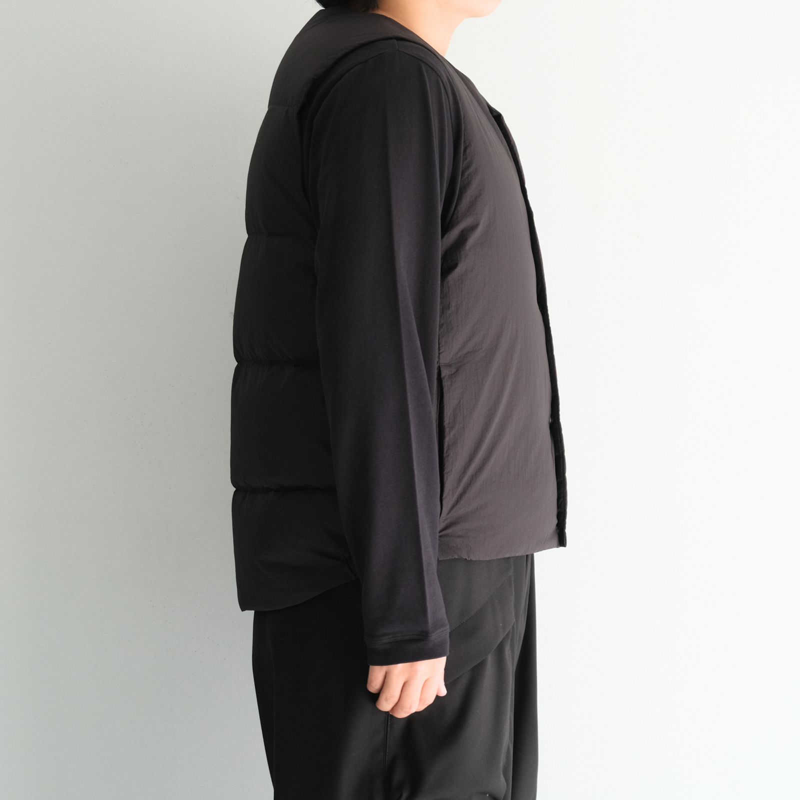 Layer Down Vest / ベスト / ダウンベスト / ダックダウン / Graphite
