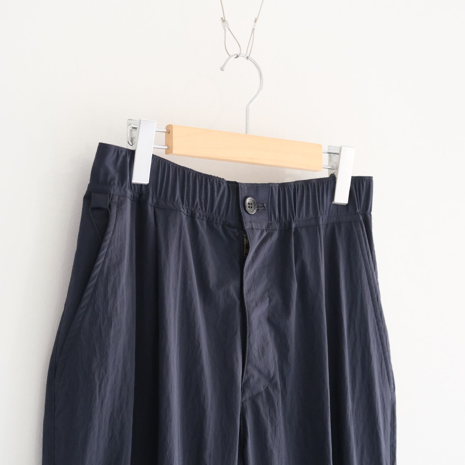 SHIBO NYLON SEASIDE PANTS / ナイロン / NAVY