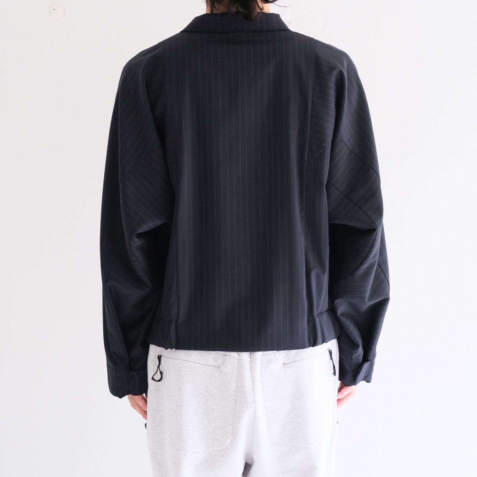 【残り1点】Merino Wool Stand Collar Blouson / メリノウール スタンドカラー ブルゾン（NAVY STRIPE）