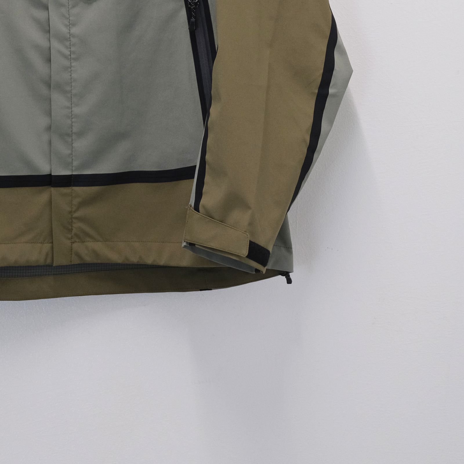 TAPED SEAM WATER PROOF JACKET / シェルジャケット / ミリタリーグレー