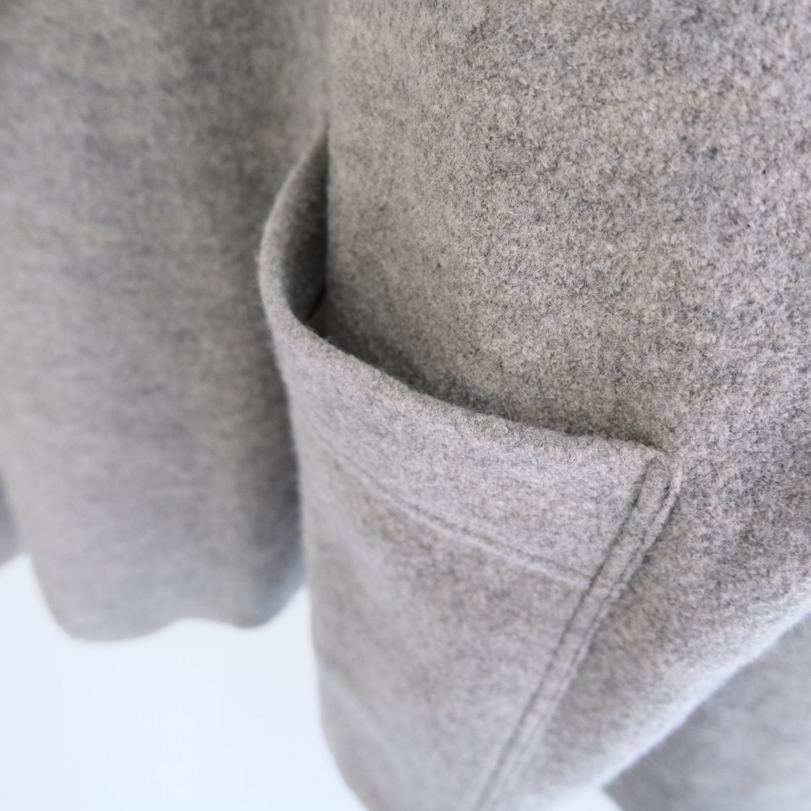 【残り1点】CARDIGAN JACKET  ‐Hard Twist Crepe Knit‐（Greige）