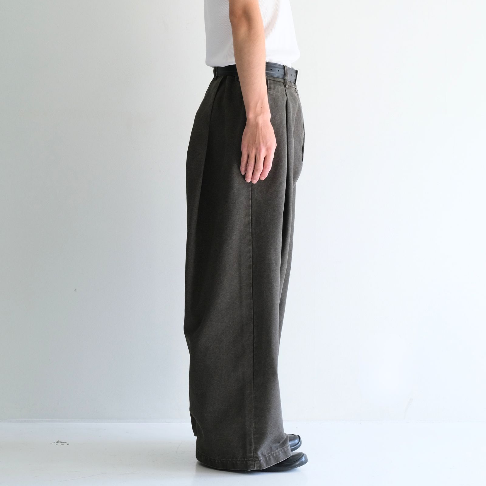 【残り1点】MERELY WASHED CANVAS FLARED PANTS（VINTAGE CAMEL）