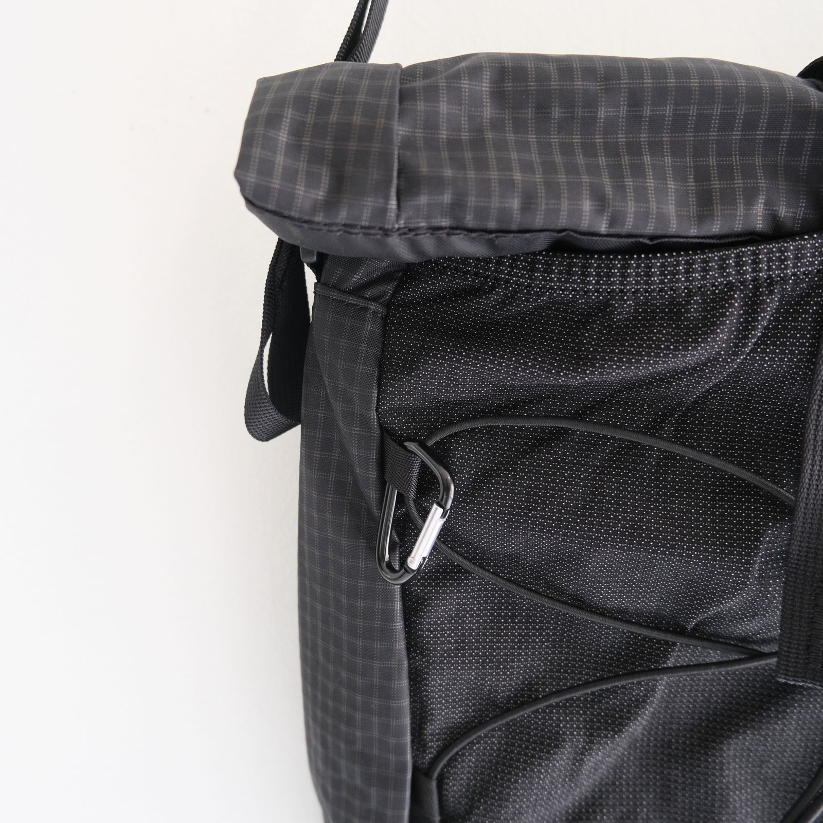 BAL / SPEAKEASY ULTRA GRID LOAM&LANE SHOULDER（BLACK）