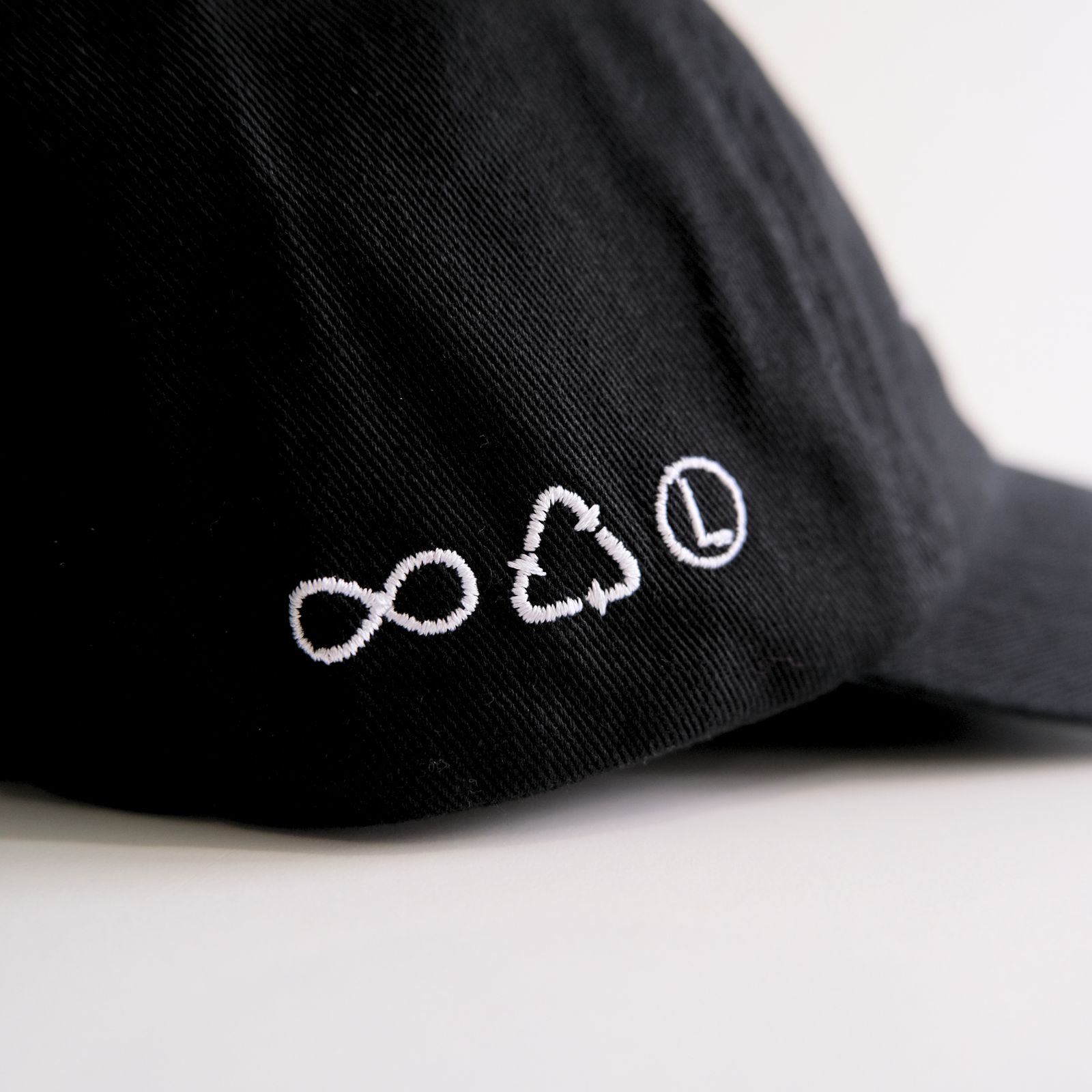 COTTON 6-PANEL HAT（BLACK）