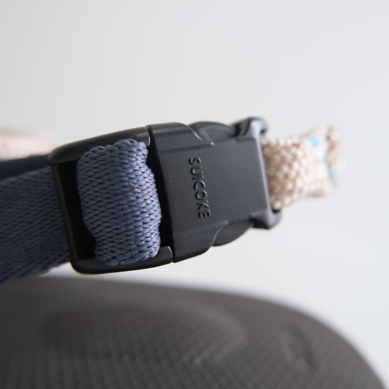 Suicoke x is-ness GUT KAT-2-ISN（BEIGE x GRAY）