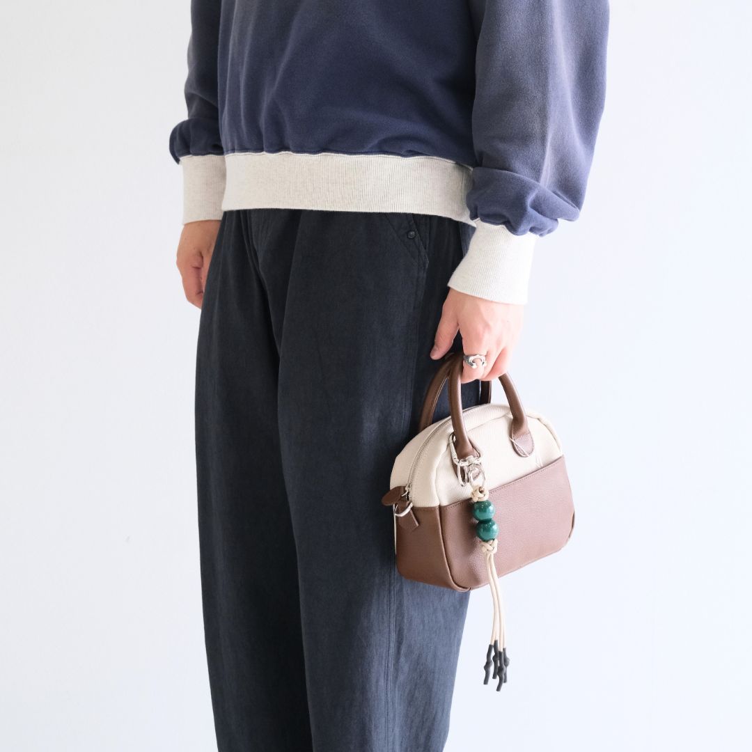 【残り1点】CHARM KEY CHAIN（GREEN×BEIGE）