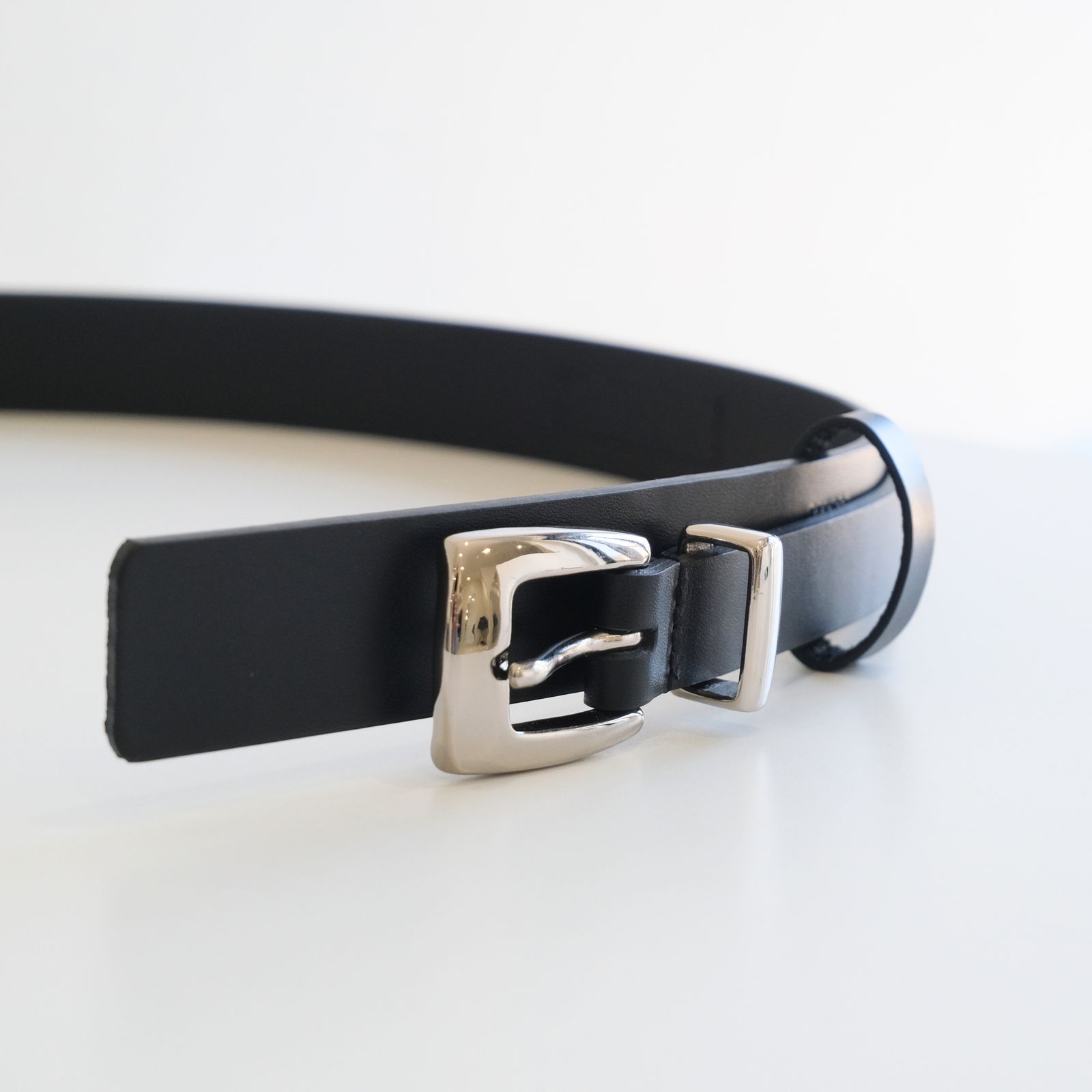 ブラックのベルト　レザー　70　（ⓛⓞⓥⓔ♡） Rich I - MARK LAYERED BELT / ベルト / レザー / BLACK | iko