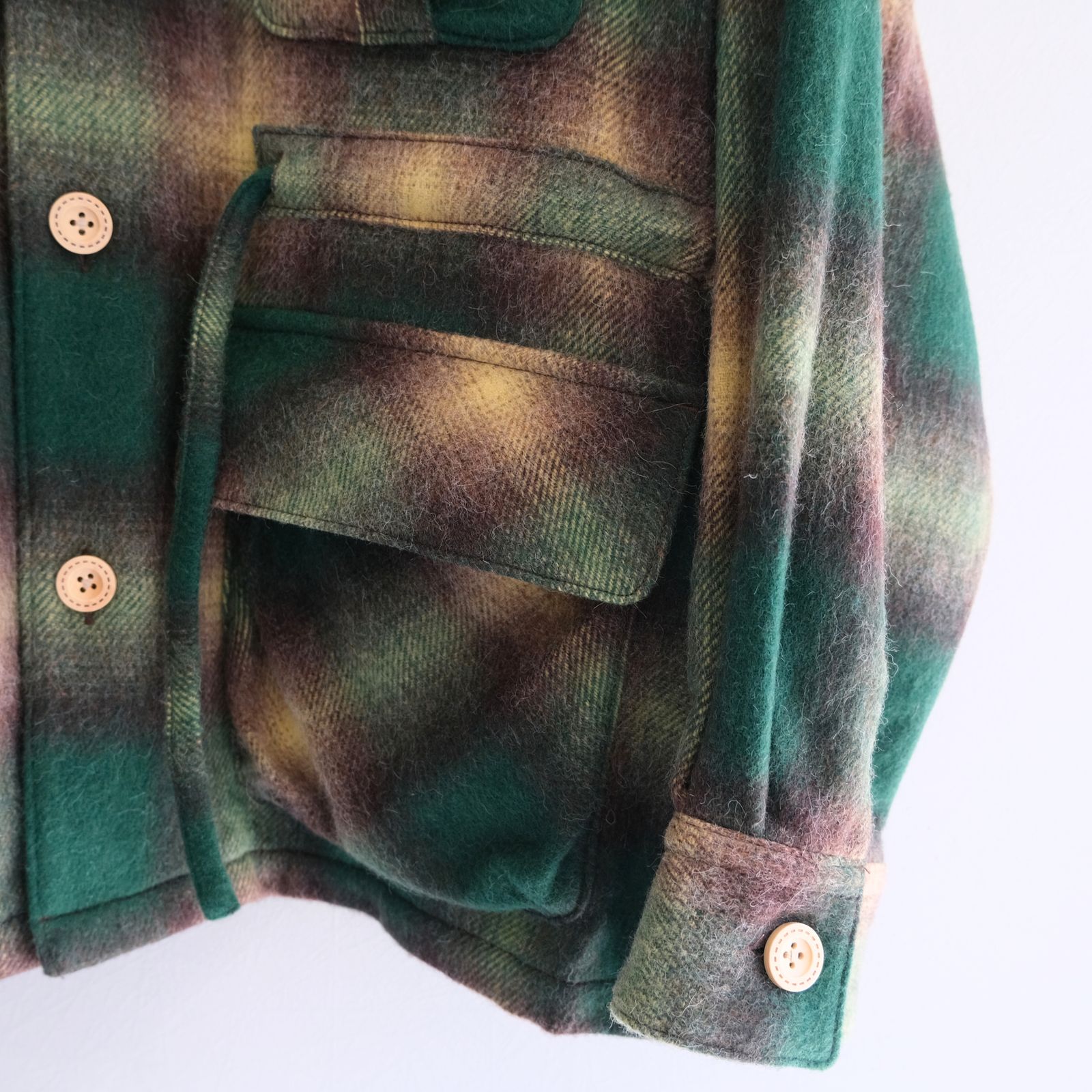 【残り1点】SHAGGY WOOL CHECK SAFARI JACKET（GREEN）