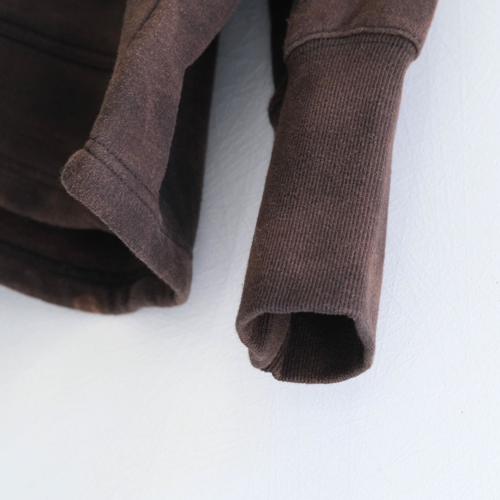 Reimagined Newsboy Fleece-Lined Sweatshirt / スウェット / Bleached Black