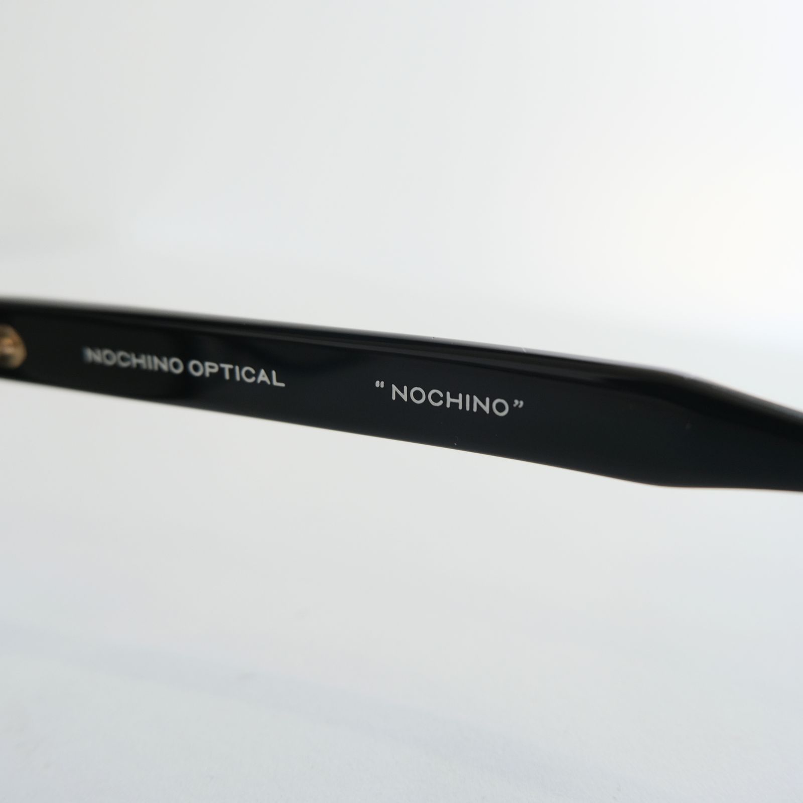 NOCHINO #2（GLOSS BLACK × GREY GREEN to D.GREY）