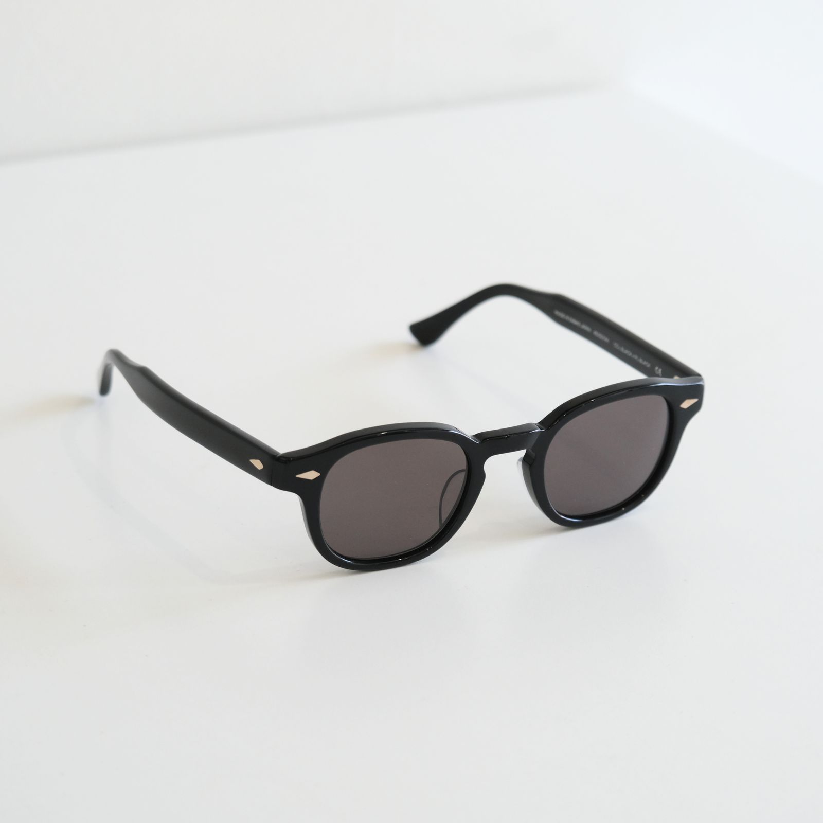 NOCHINO #H1（GROSS BLACK × BLACK POLARIZED LENS）