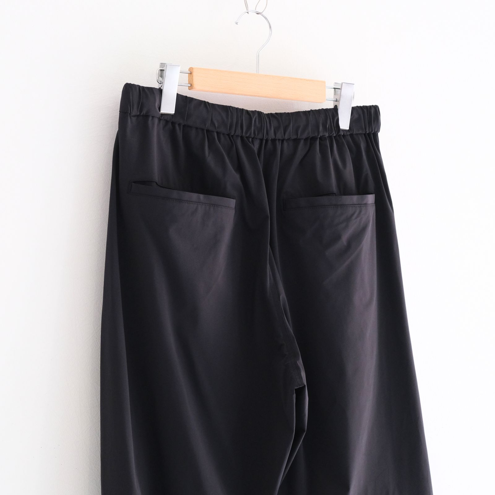 _163 / ライクラ 裏タックパンツ/（BLACK）