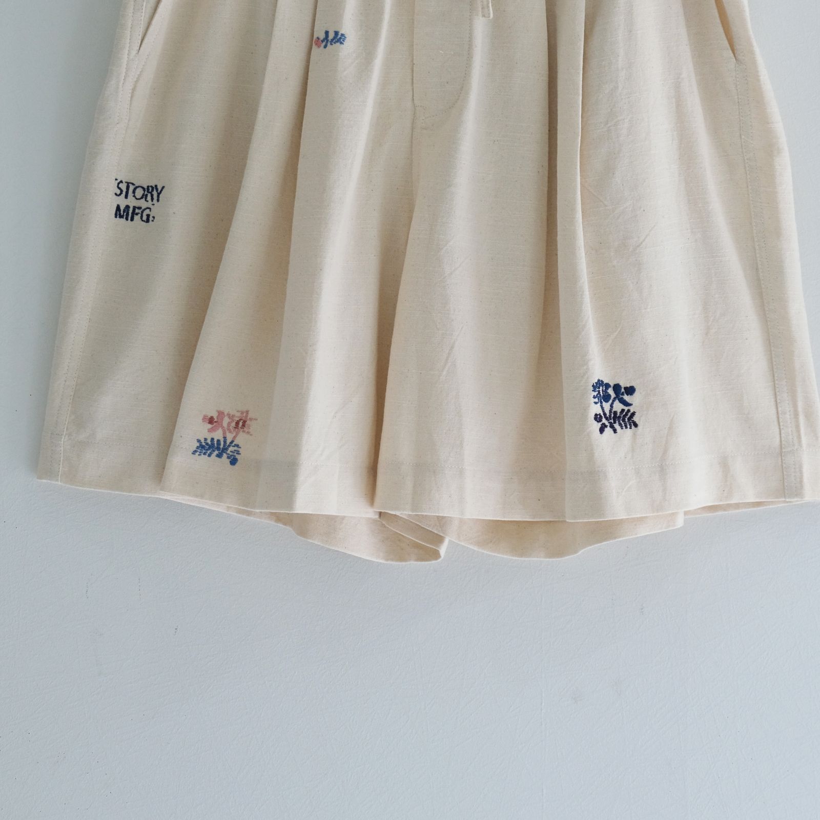 BRIDGE SHORTS / ショーツ / 手刺繍 / ECRU INTERRUPTED RIBBON