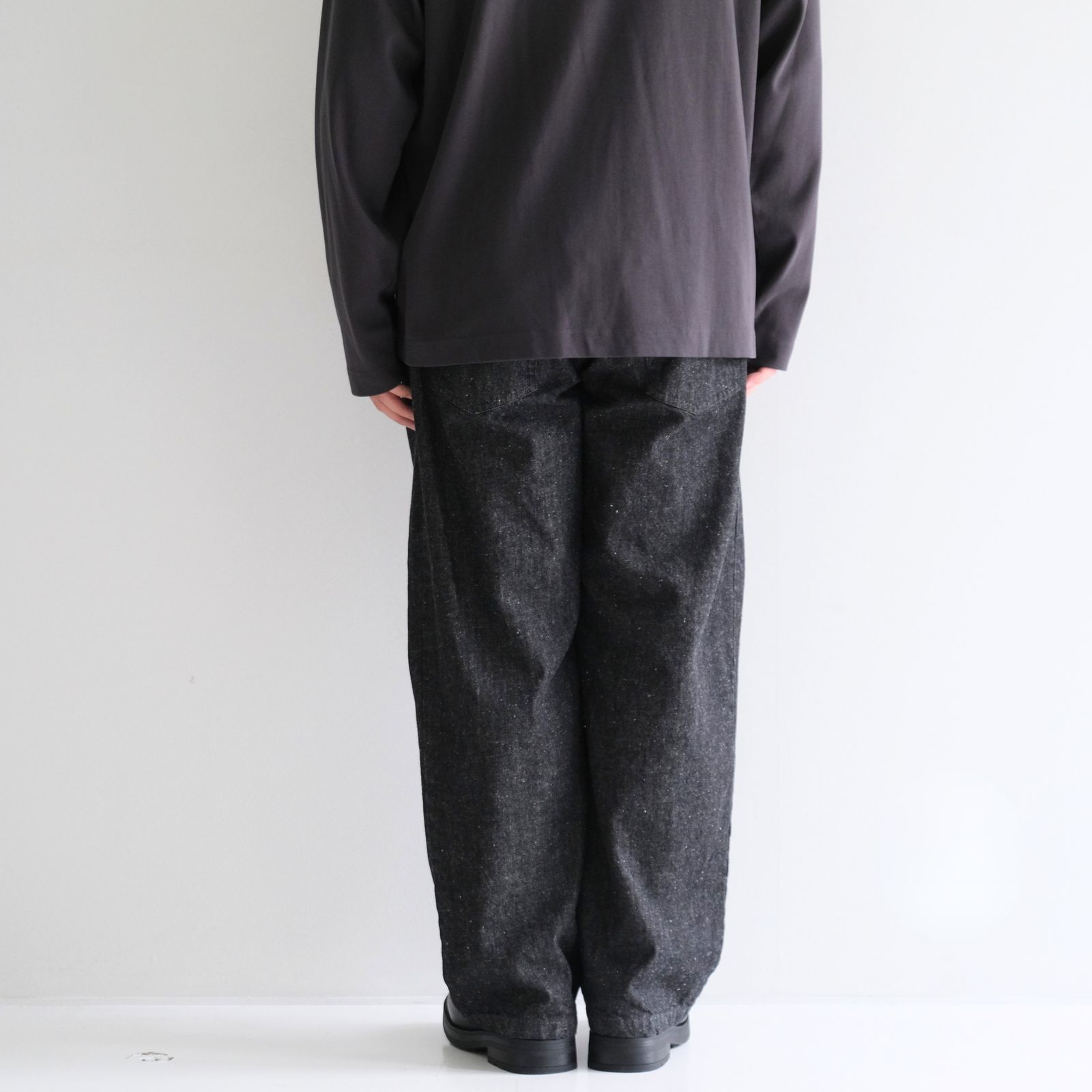 ALBIONN / アルビオン（BLACK）