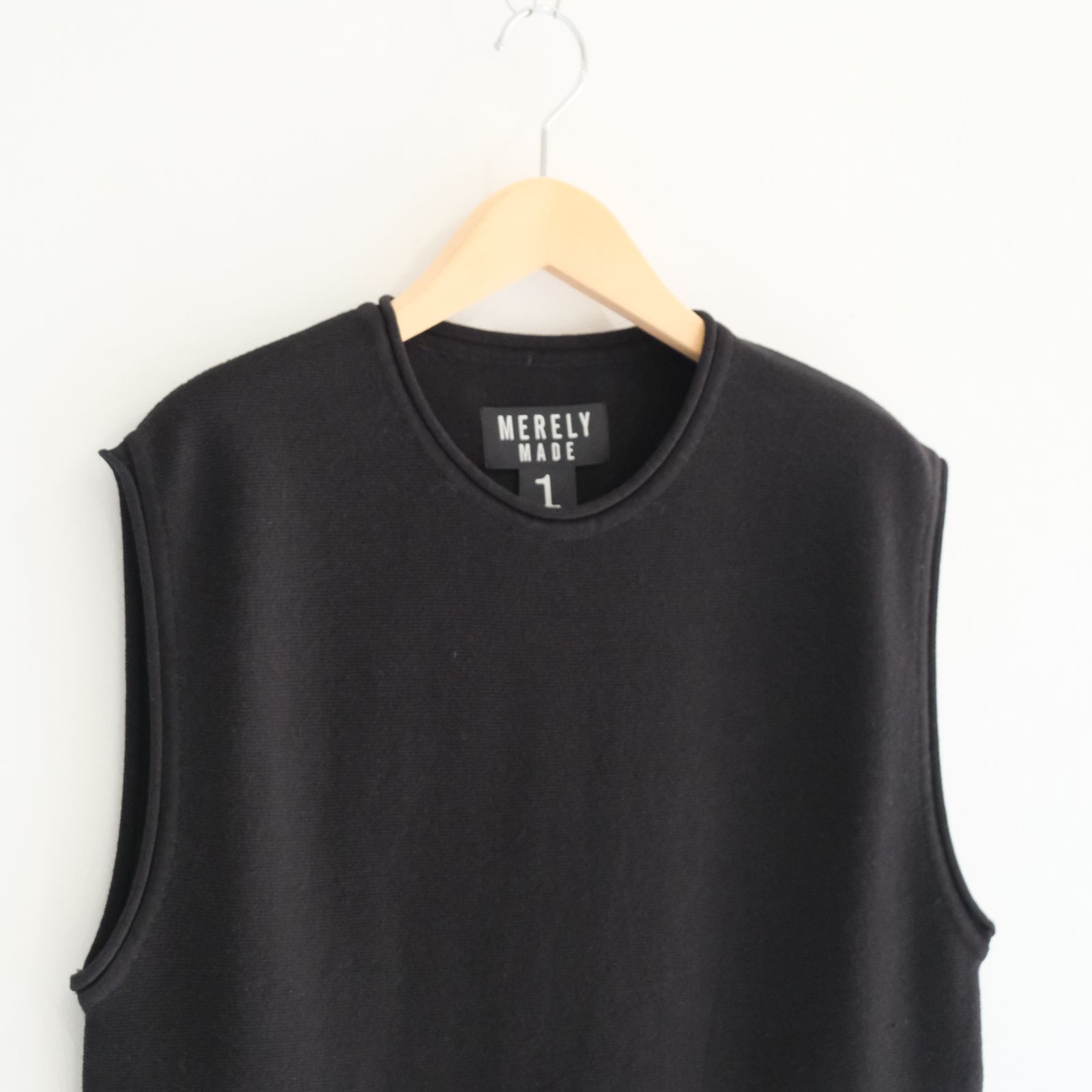 PREMIUM WIDE SHOULDER KNIT SLEEVELESS / ニット / ノースリーブ / ASPHALT BLACK