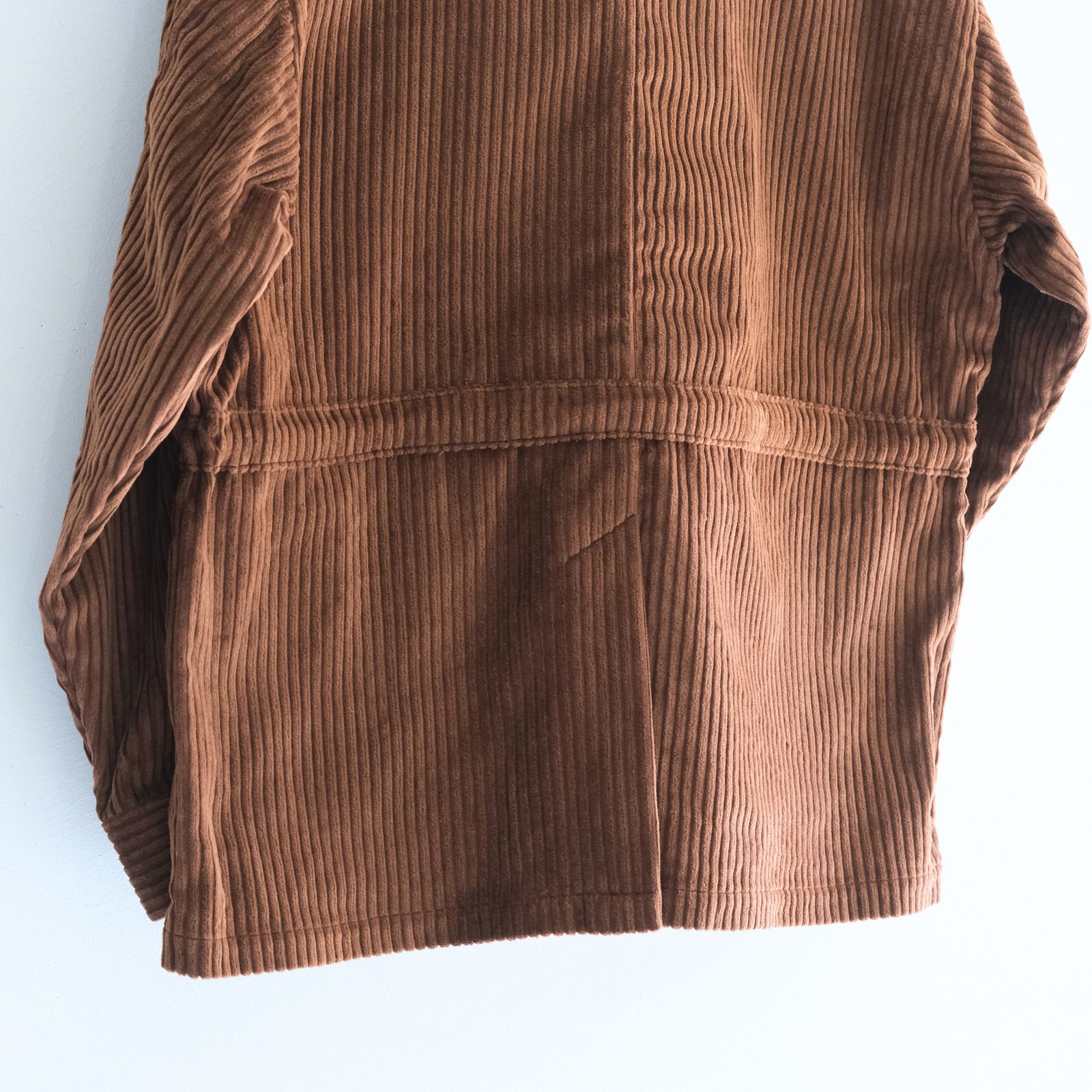 【残り1点】WIDE-WALE CORDUROY SAFARI JACKET（BROWN）