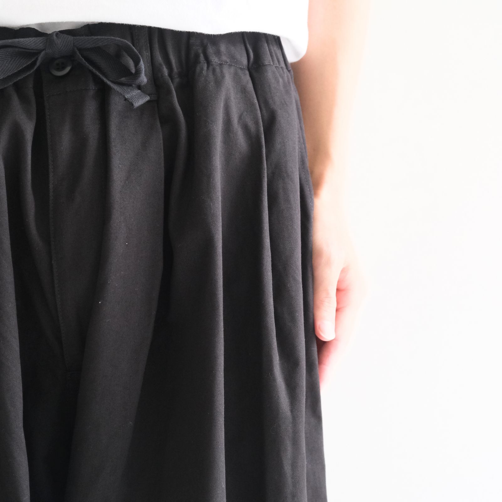 Balloon EZ Pants（BLACK）