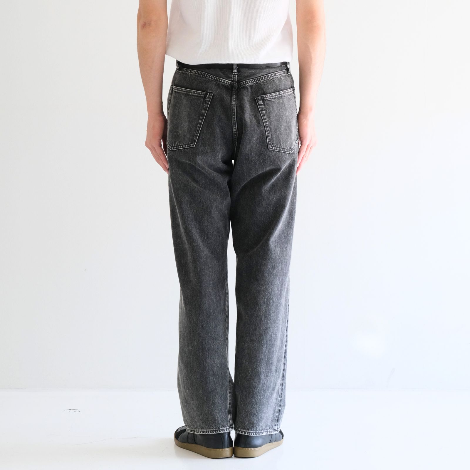 VINTAGE WASHED SELVEDGE BLACK DENIM 5P PANTS / ヴィンテージウォッシュセルビッジデニム5Pパンツ（FADED BLACK）