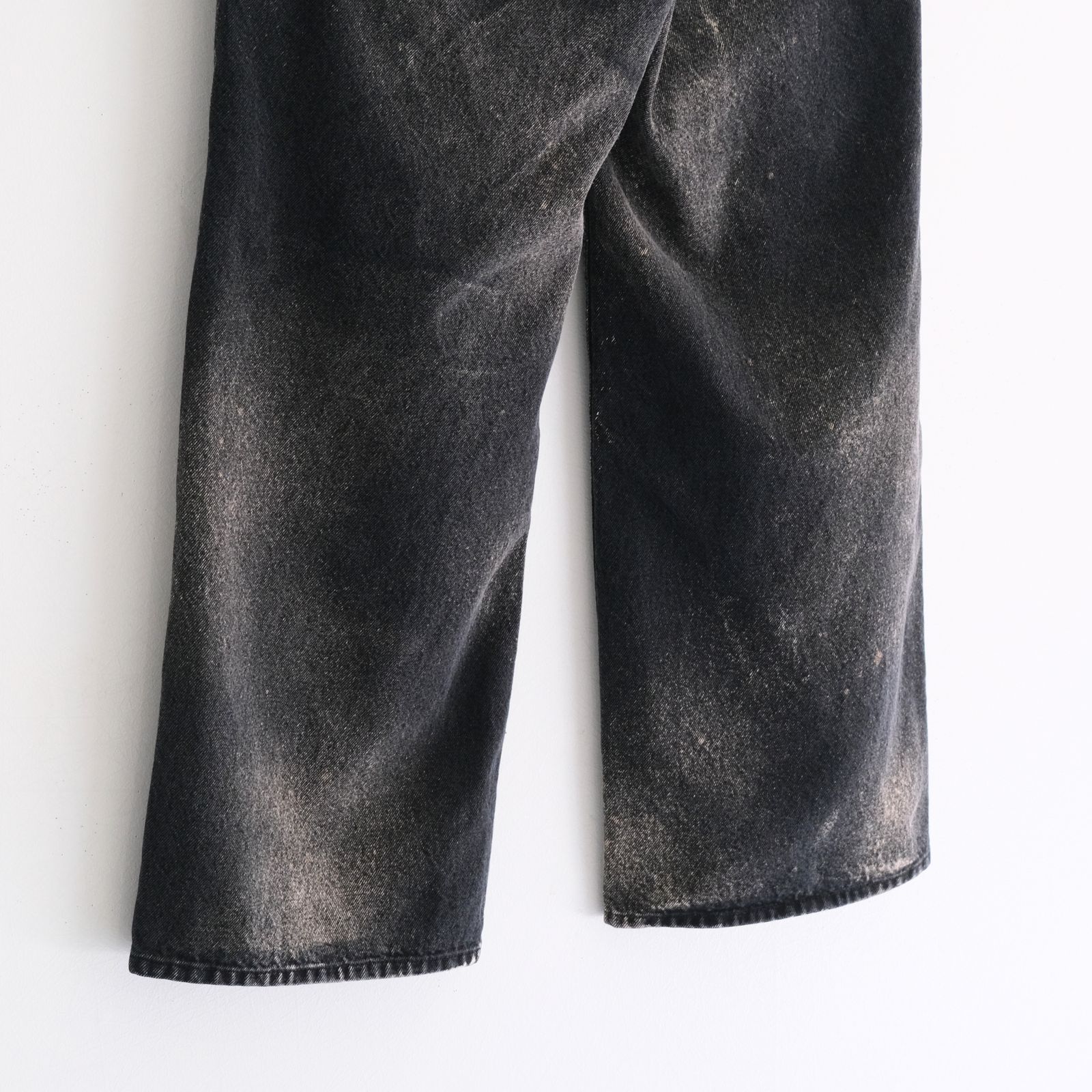 CHEMICAL WASH DENIM PANTS / ケミカルウォッシュデニムパンツ（BLACK）