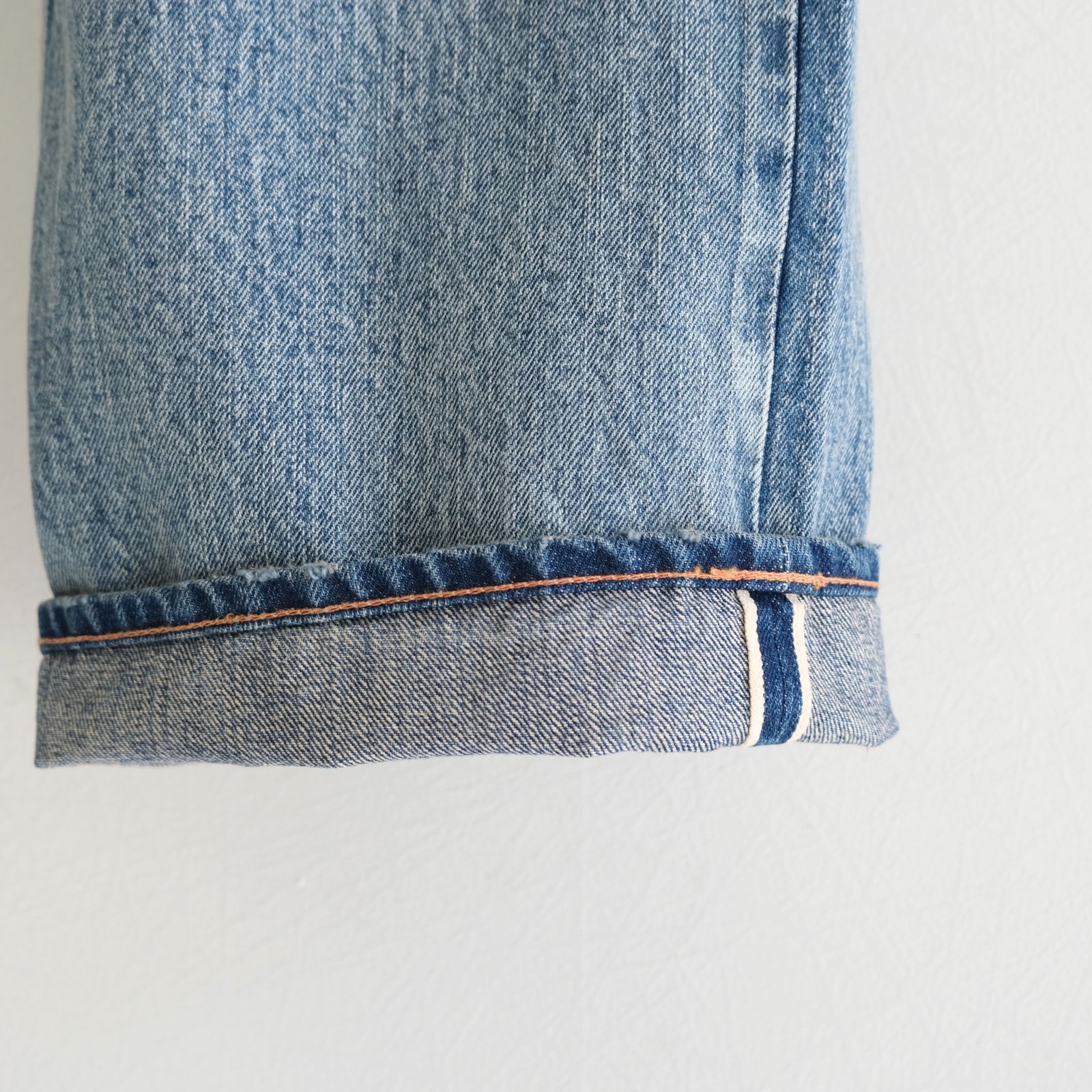 "JUDE Ⅱ" HIPPIE New Standard Straight by 66 Selvedge Denim / デニム / 刺繍 / CRASH BLUE