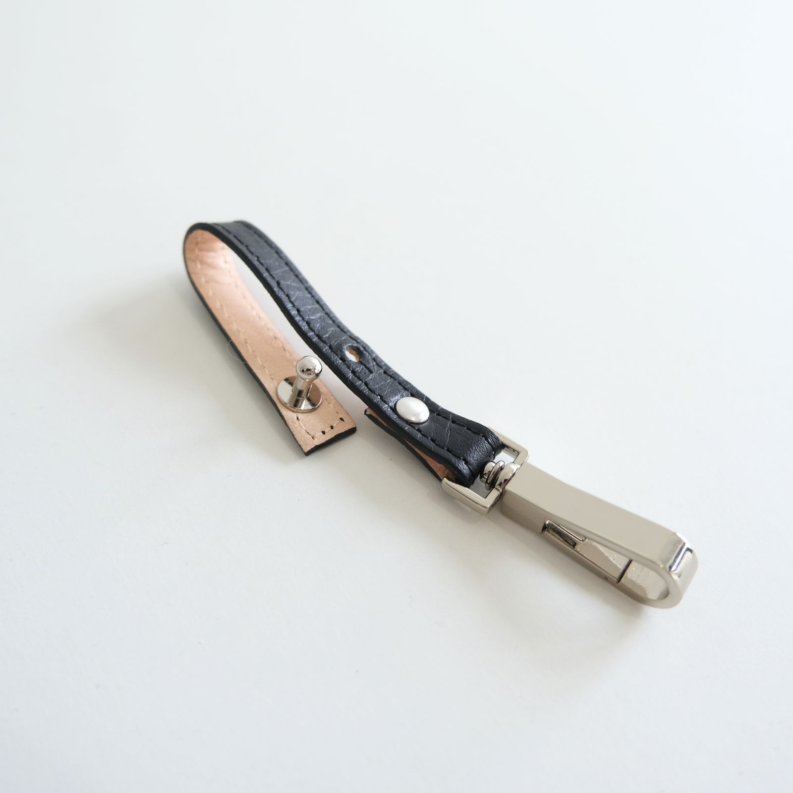 Assorted Leather Holders / アソーテッド レザー ホルダーズ（Black）