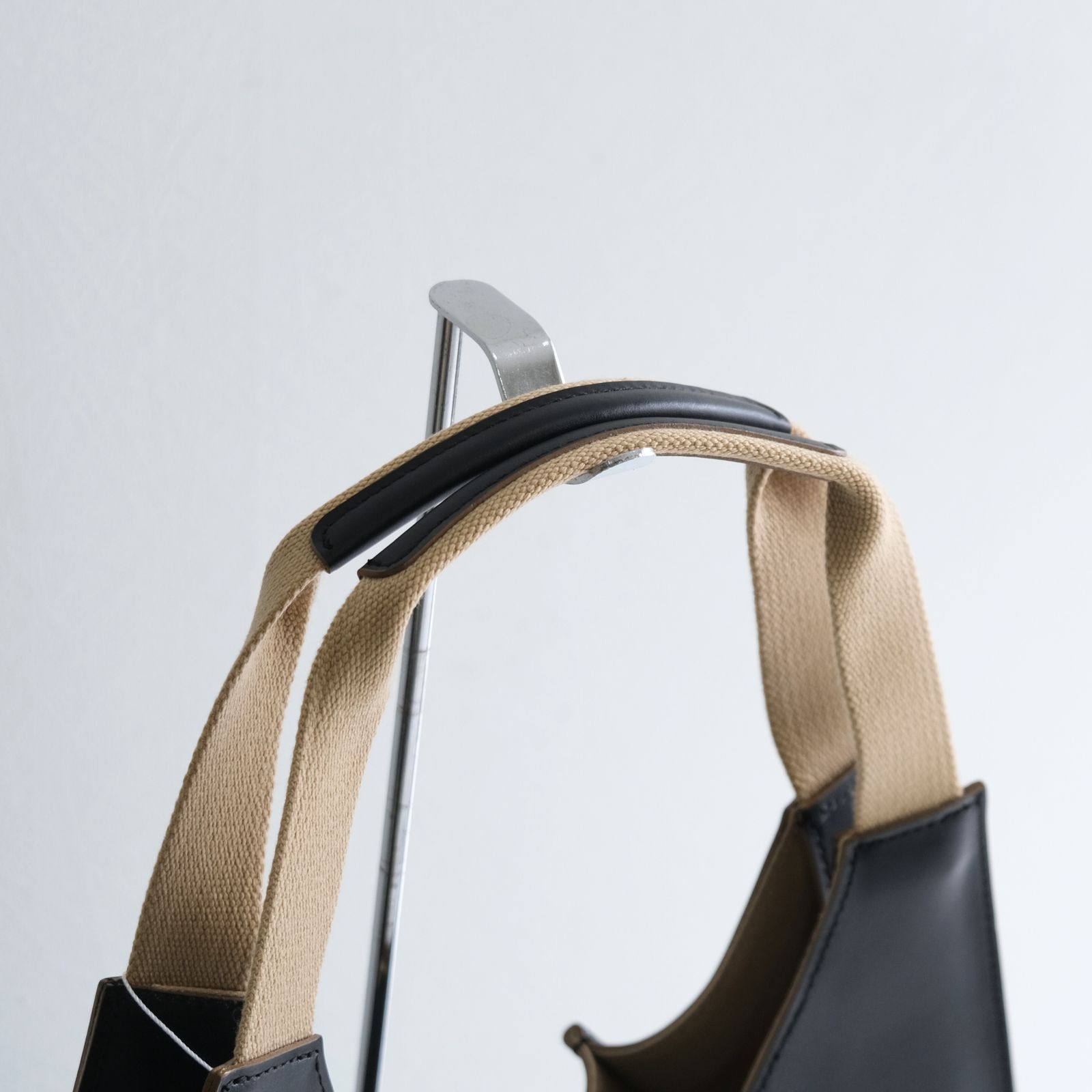 S. CircleI Leather Handle Bag Small / バッグ / レザー / Black