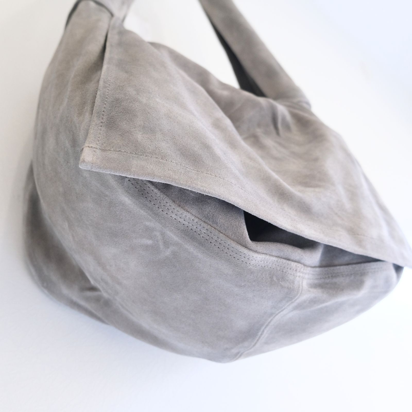 LEATHER SHOULDER BAG  - Cow split leather -（Gray）