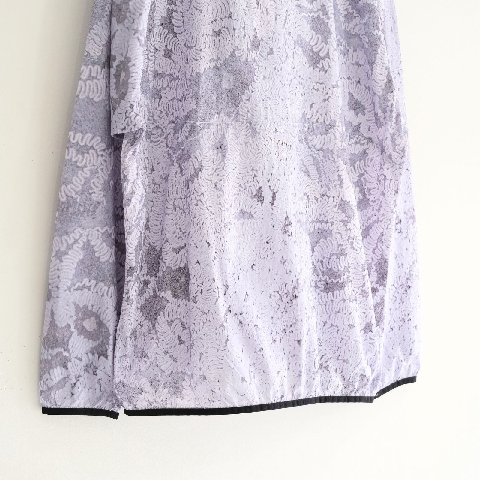 LIGHT WEIGHT WIND SHELL JACKET（MIYU TERASAWA）