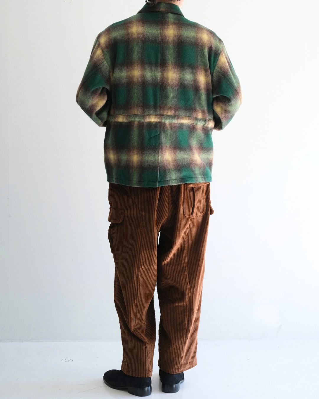 STYLE NO. 692