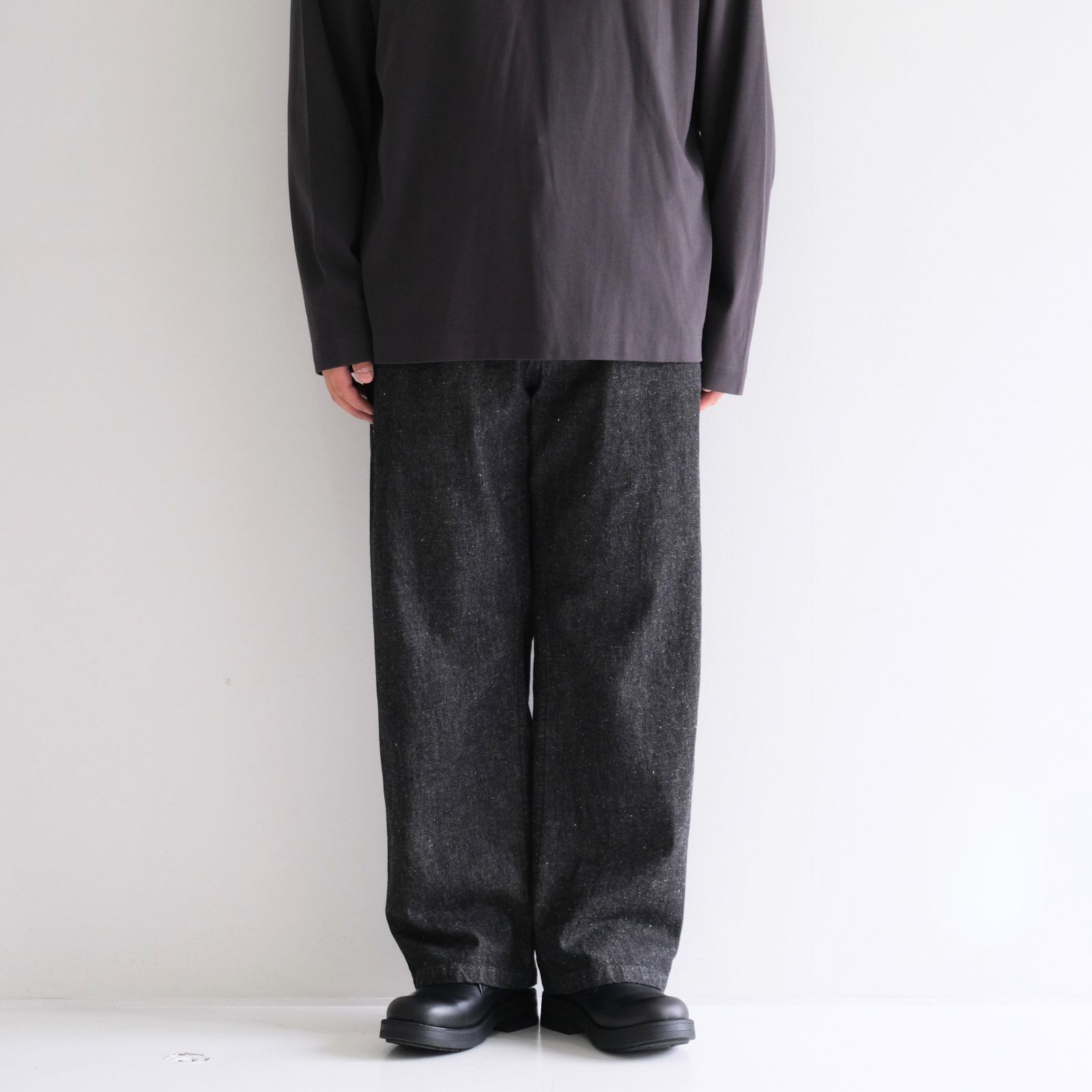 ALBIONN / アルビオン（BLACK）