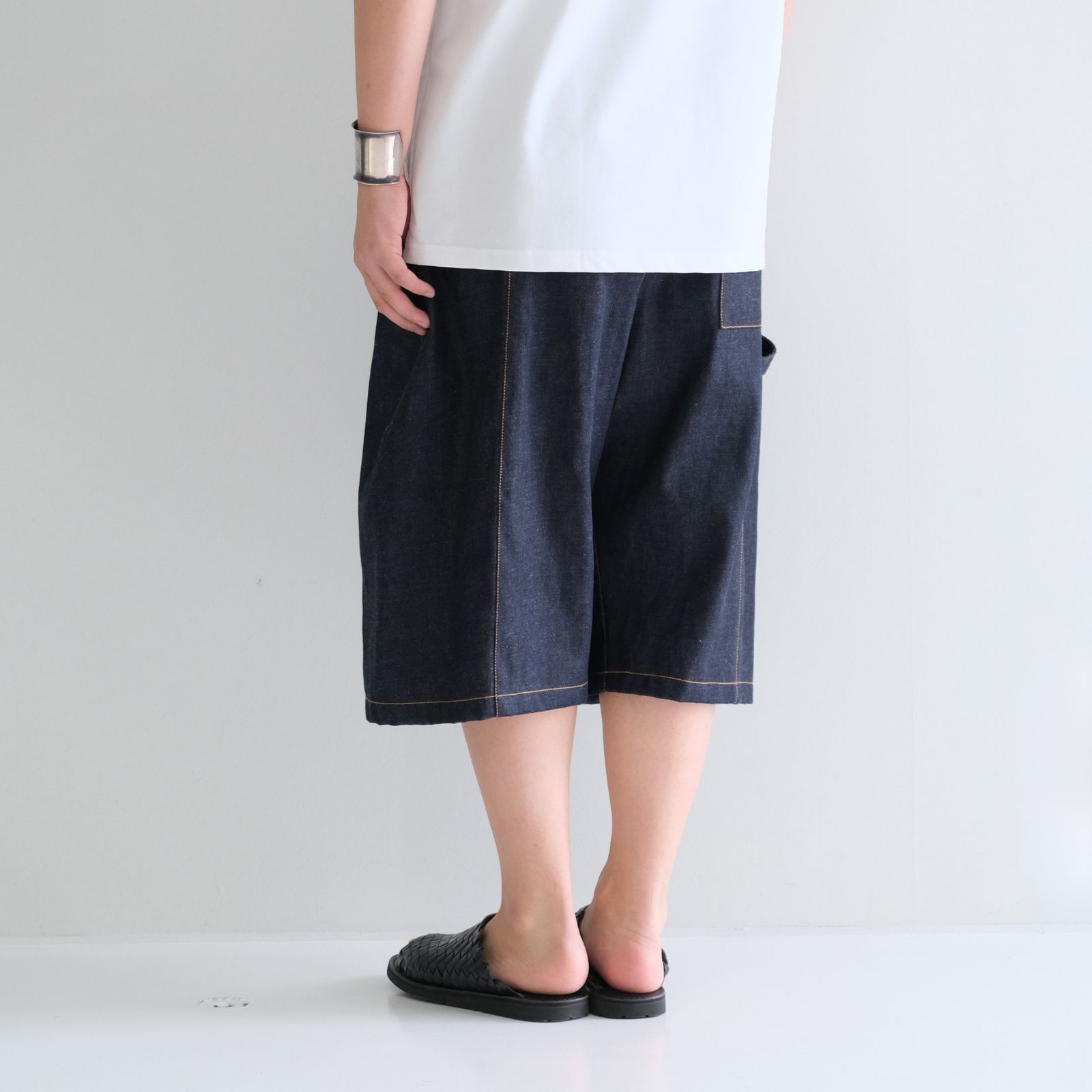 パンツ SAGE NATION BOX PLEATS DENIM SHORT PANTS Gray Box Pleat Denim Shorts by SAGE NATION on Sale