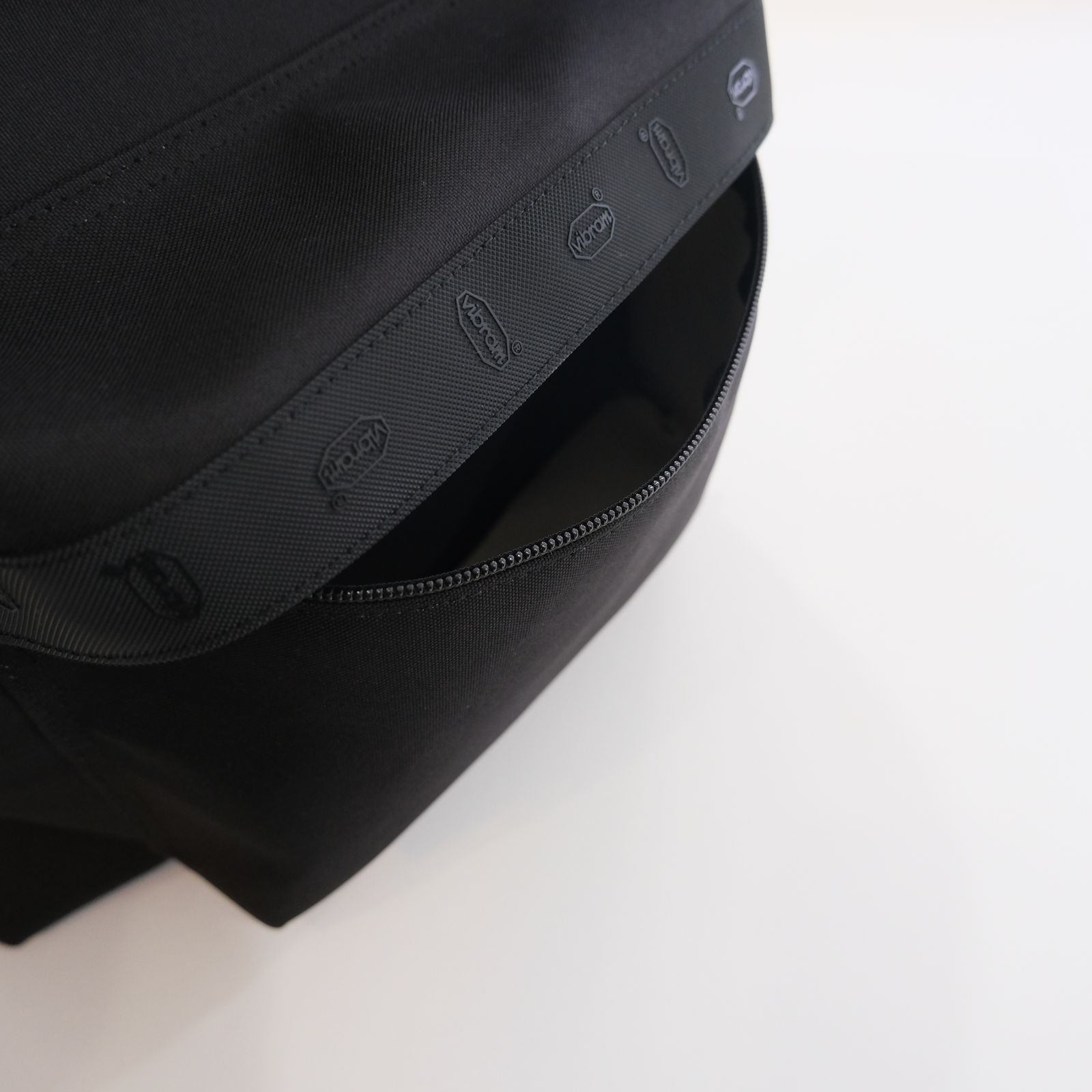 One Shoulder Bag / ショルダーバッグ / バックパック / Black