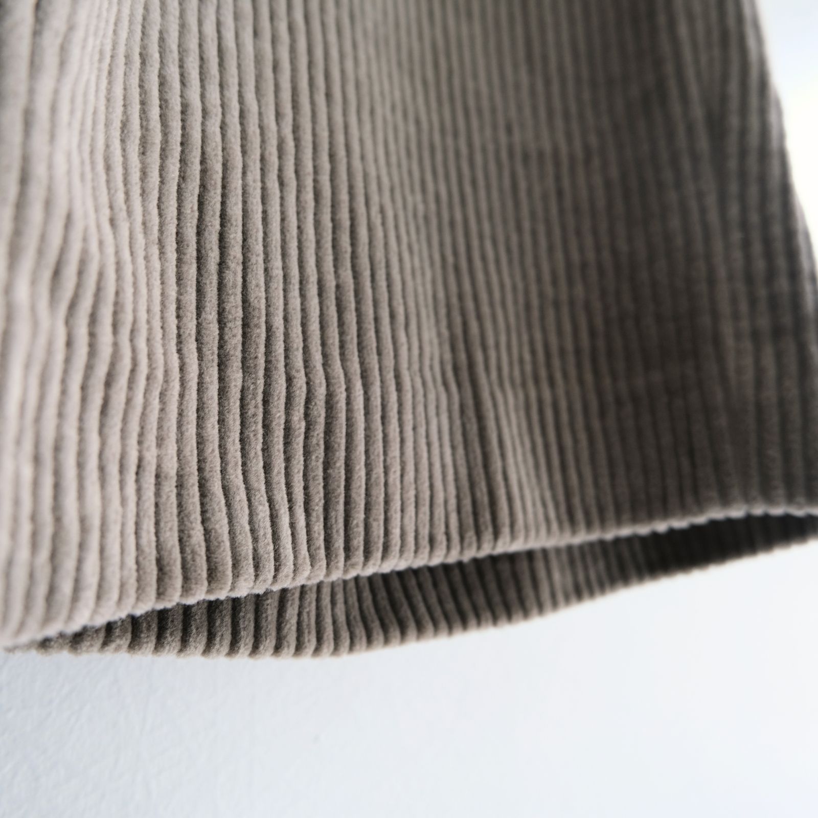 【残り1点】Corduroy Relax Trousers（Beige）