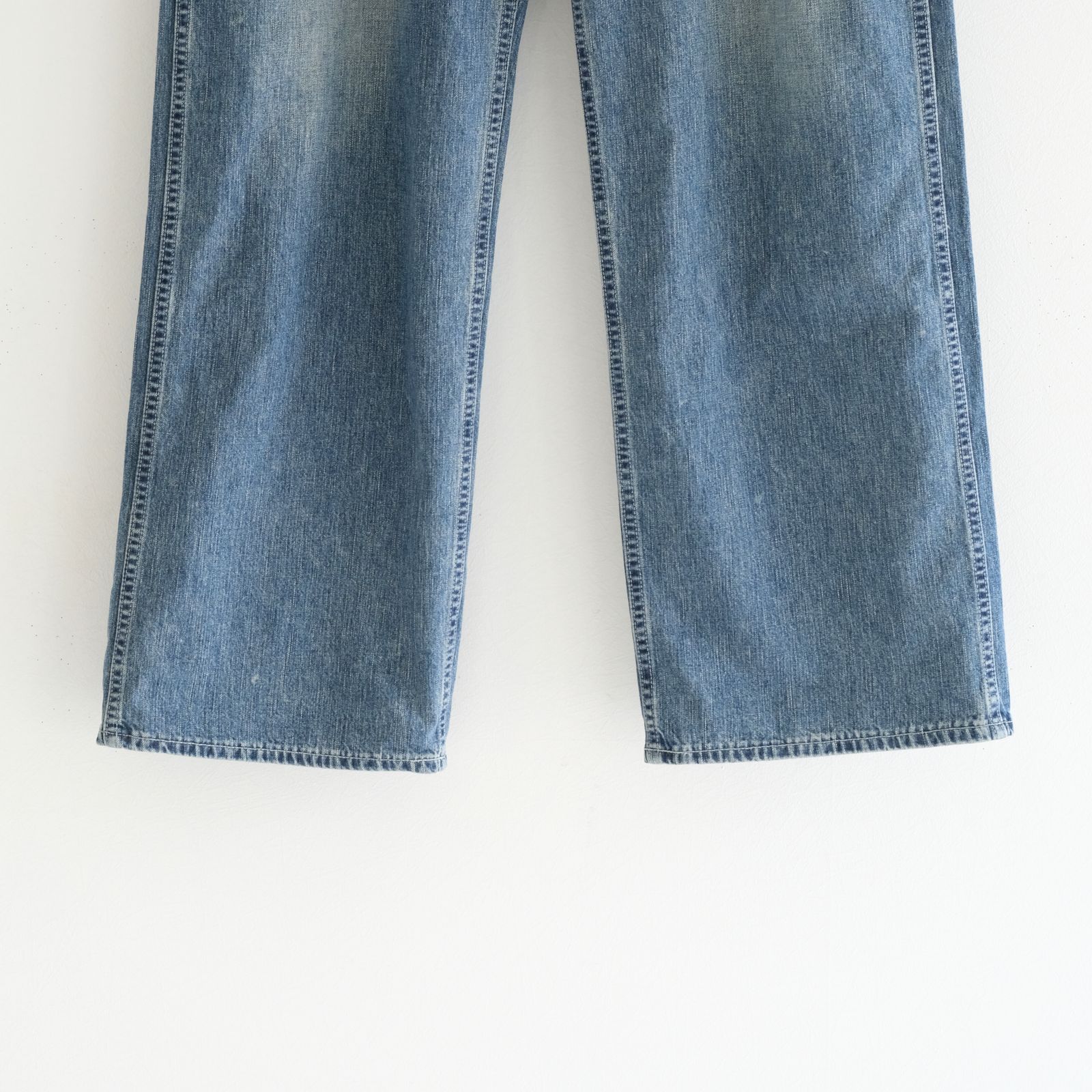 VINTAGE FADED LIGHT DENIM PAINTER PANTS / デニム / ペインターパンツ /  FADED BLUE