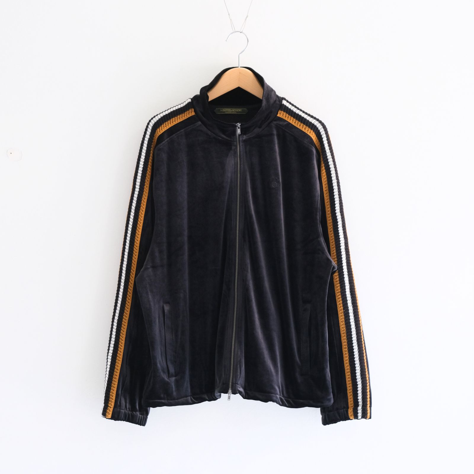 【残り1点】VELOUR TRACK JACKET（BLACK）