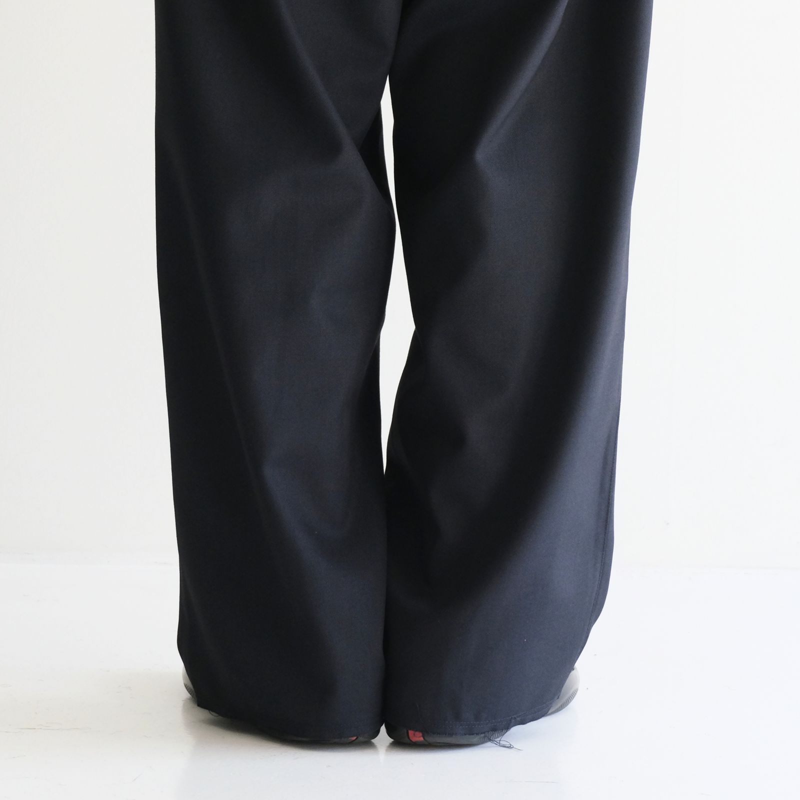 MERELY WOOLEN PINTUCK SLACKS（LIBERTY NAVY）