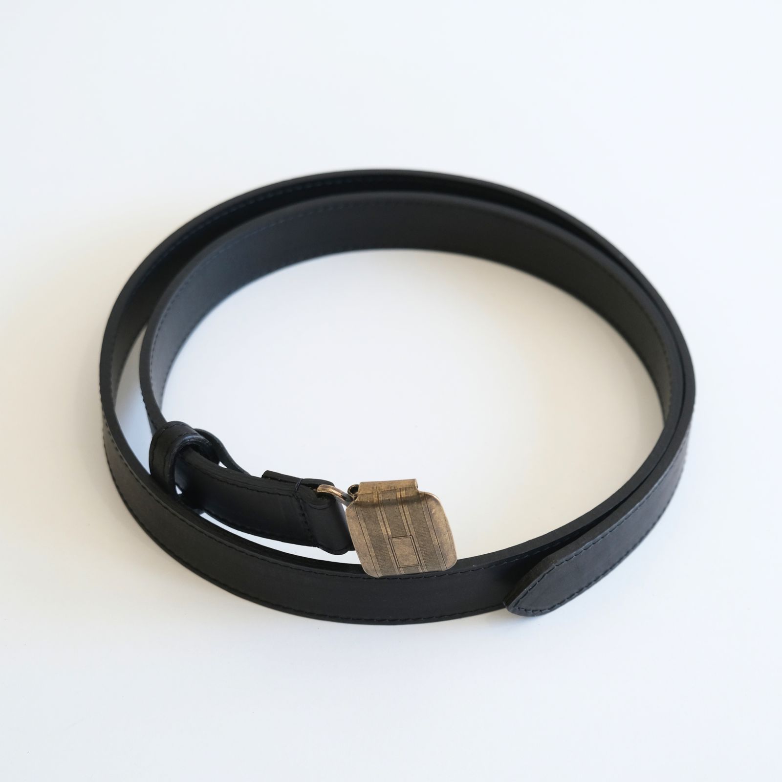 【残り1点】SLIDE BUCKLE BELT（BLACK (GOLD) ）