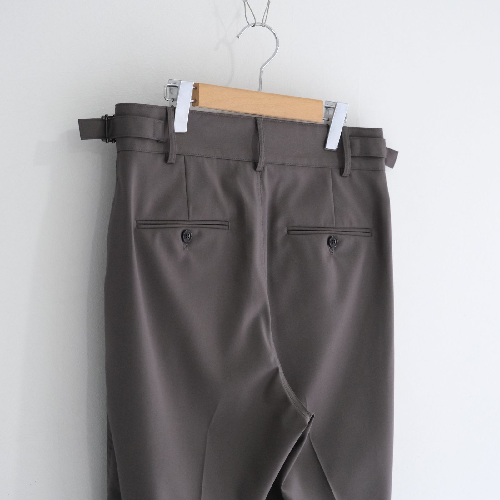 Santiago Slacks / サンティアゴスラックス（OLIVE GRAY）