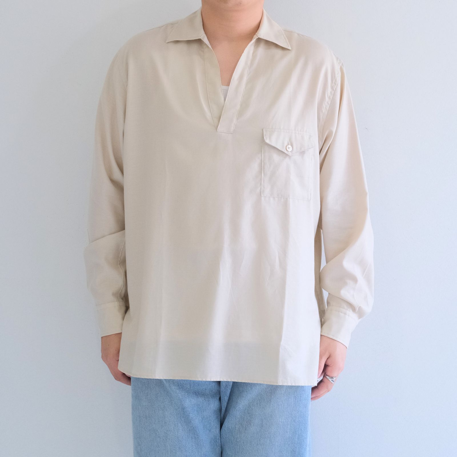 SILKY SOFT TWILL SKIPPER SHIRT / シルク ソフト ツイル スキッパー シャツ（SAND）