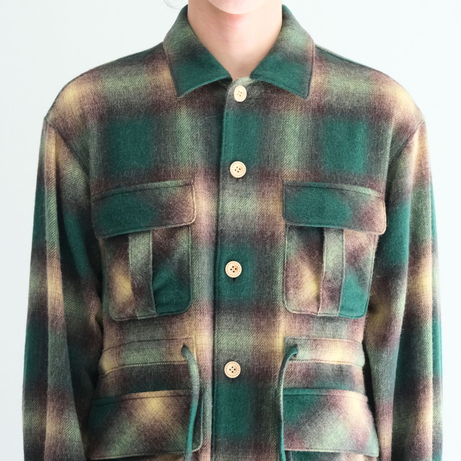 【残り1点】SHAGGY WOOL CHECK SAFARI JACKET（GREEN）