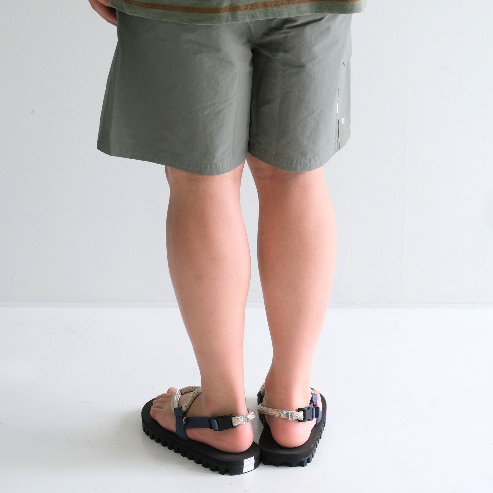 Suicoke x is-ness GUT KAT-2-ISN（BEIGE x GRAY）