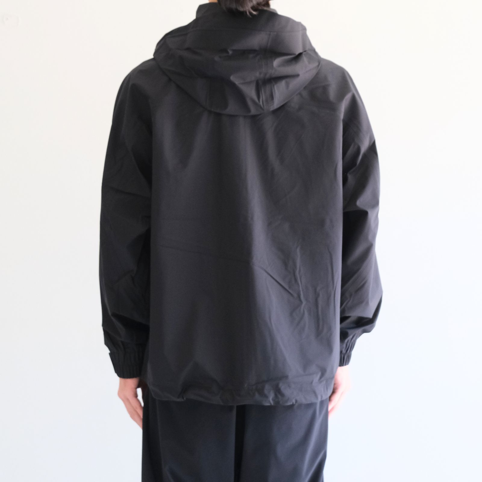 Temporal Fold Shell JKT / テンポラル フォールド シェル ジャケット（OFF BLACK）