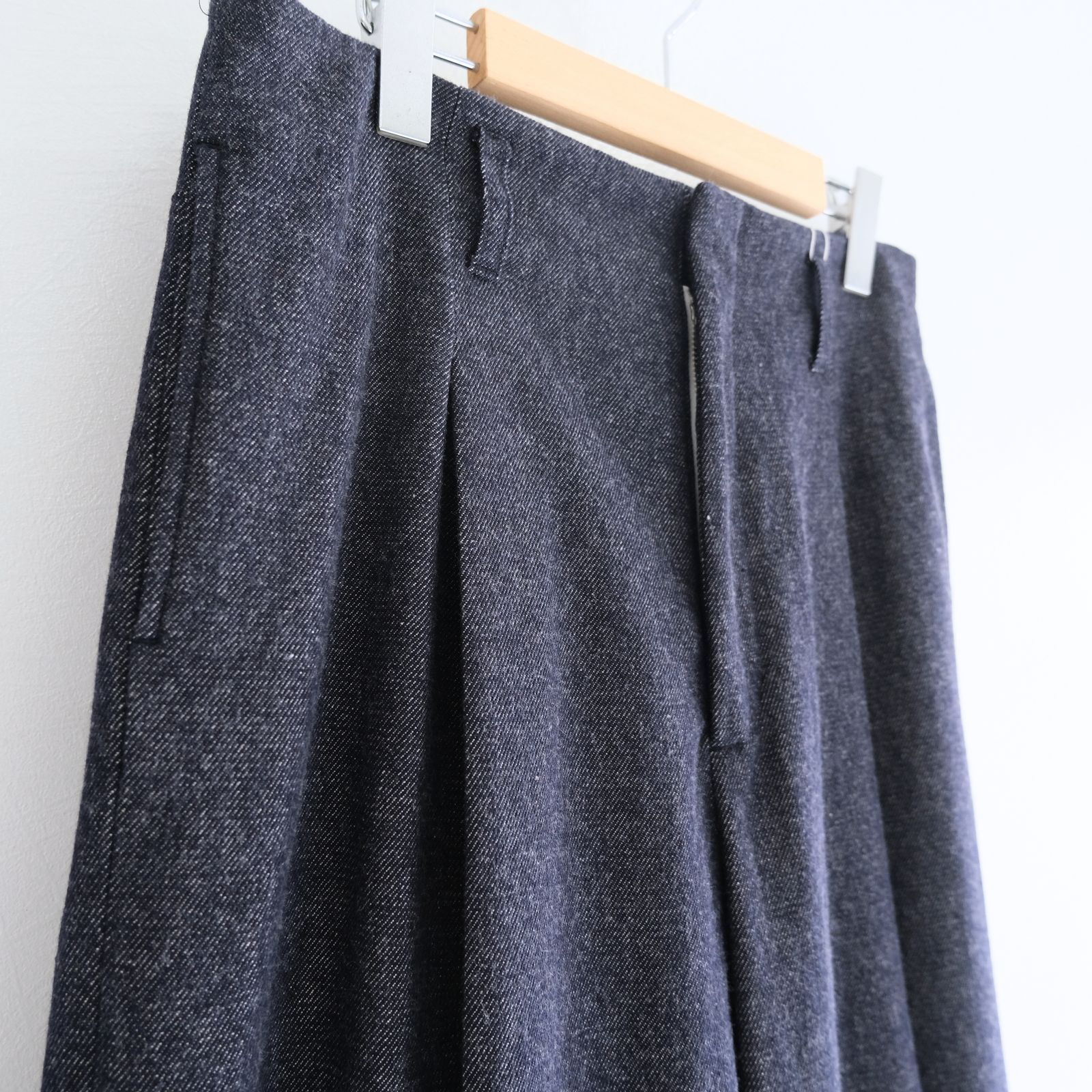 【残り1点】Tucked Wide Trousers / タクト ワイド トラウザー（Indigo）