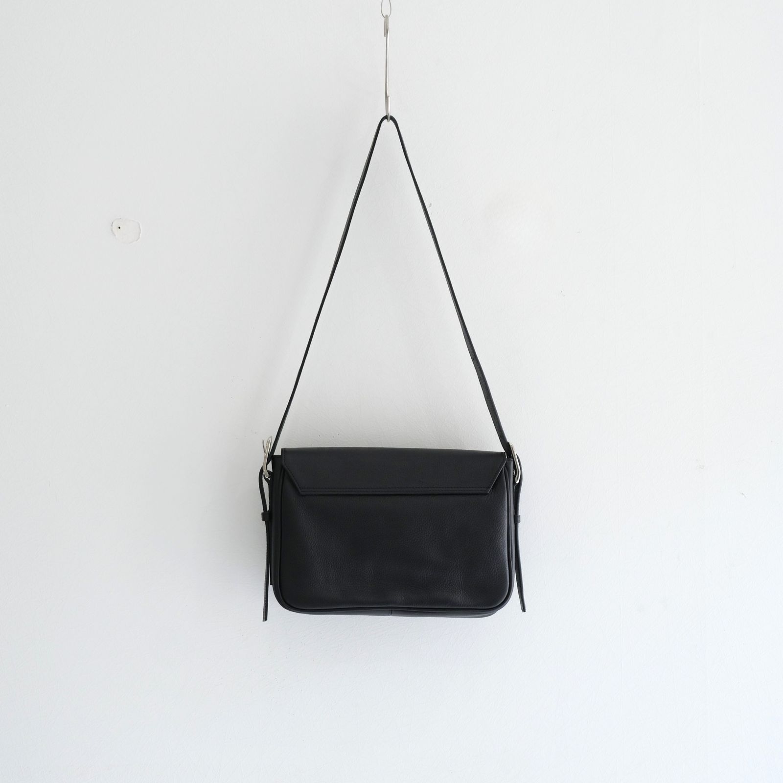 【残り1点】Leather Shoulder Bag [Dumbo] / レザー ショルダー バッグ [ダンボ]（Black）