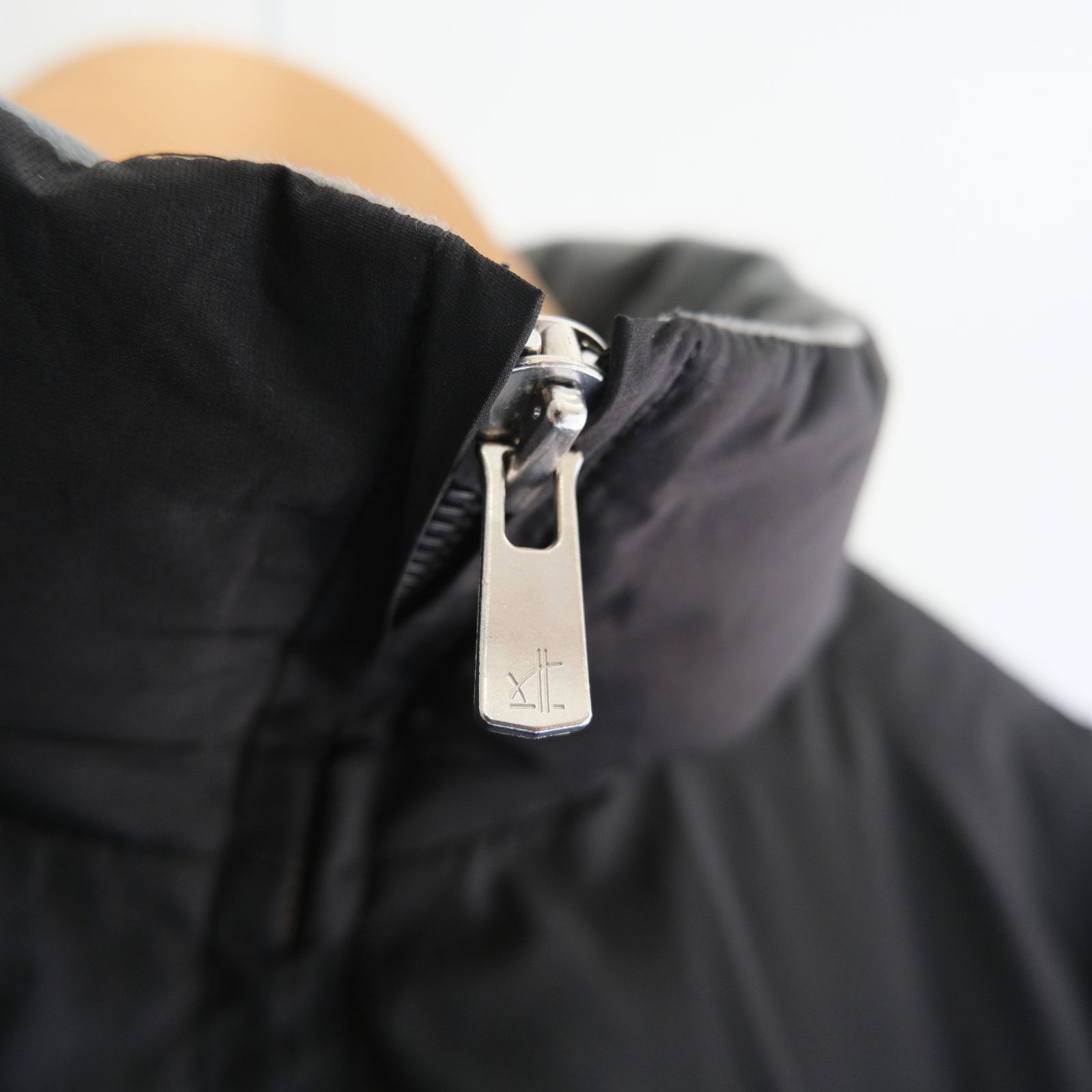 【残り1点】"KATAHDIN"  Water-repellent Down Half Coat（BLACK）