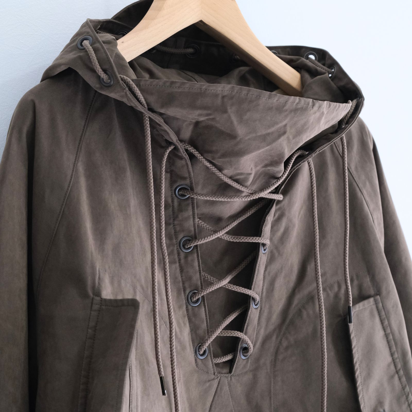 WAXED WEATHER PARKA / プルオーバー / パーカー / ワックス加工 / OLIVE BROWN
