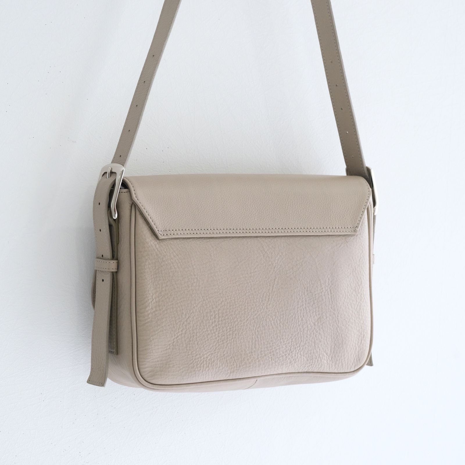 【残り1点】Leather Shoulder Bag [Dumbo] / レザー ショルダー バッグ [ダンボ]（Gray）