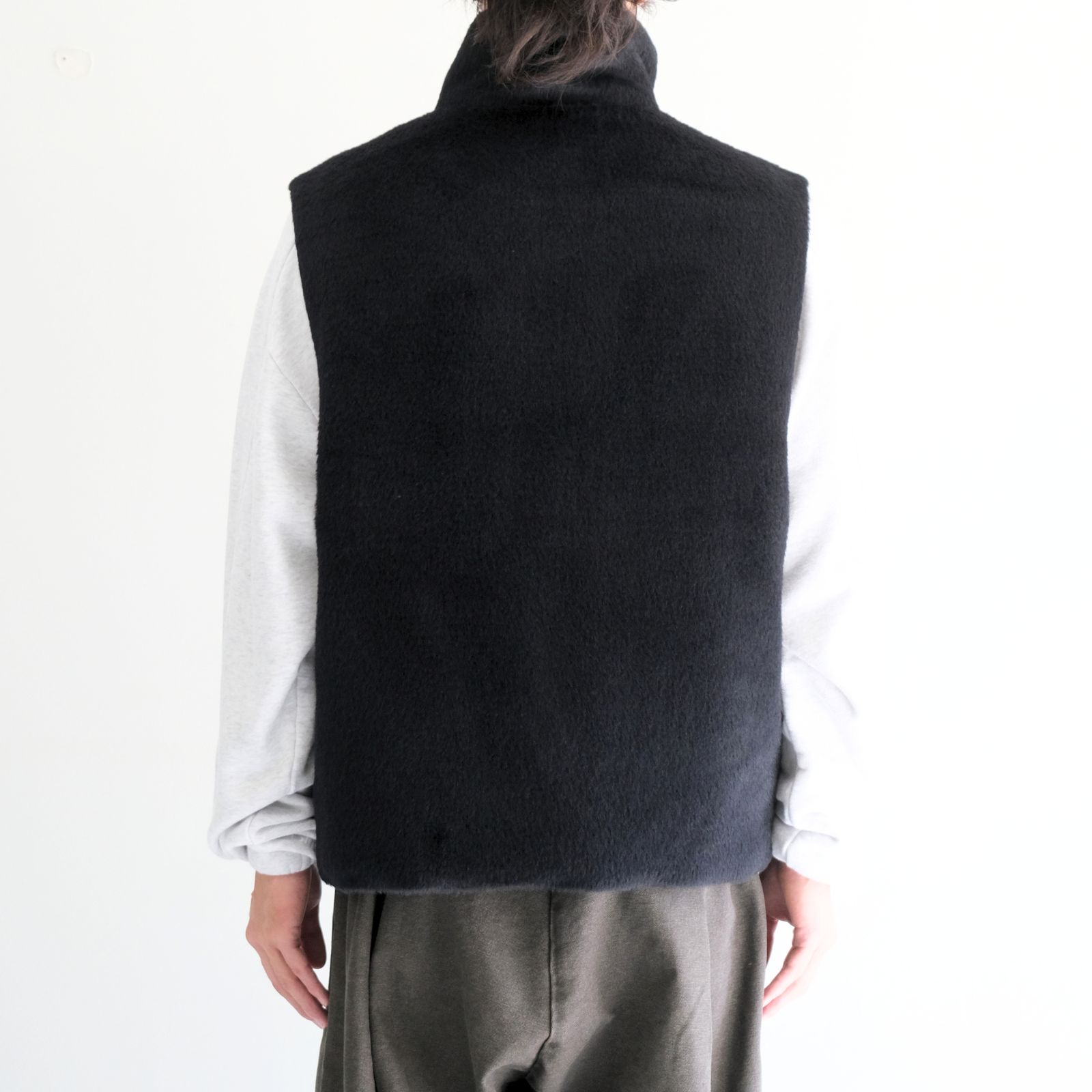 【残り1点】MERELY SURI ALPACA INUIT FUR VEST（BLACK MINK）